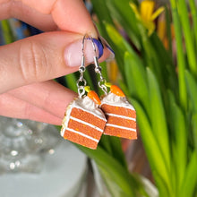 Load image into Gallery viewer, Carrot cake earrings
