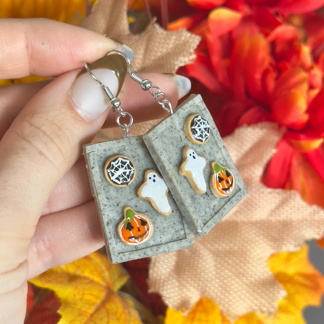 Spooky Cookie tray earrings