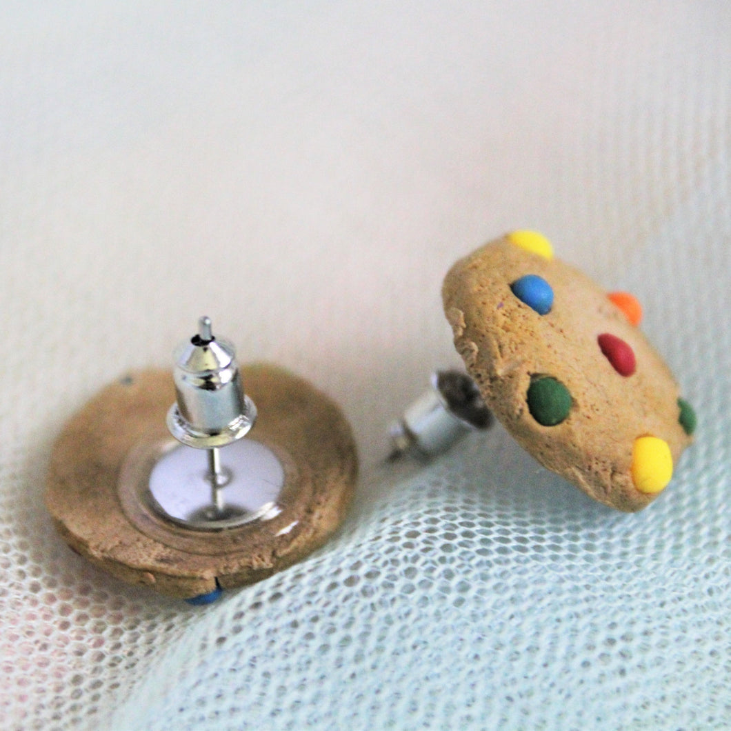 cookie stud earrings