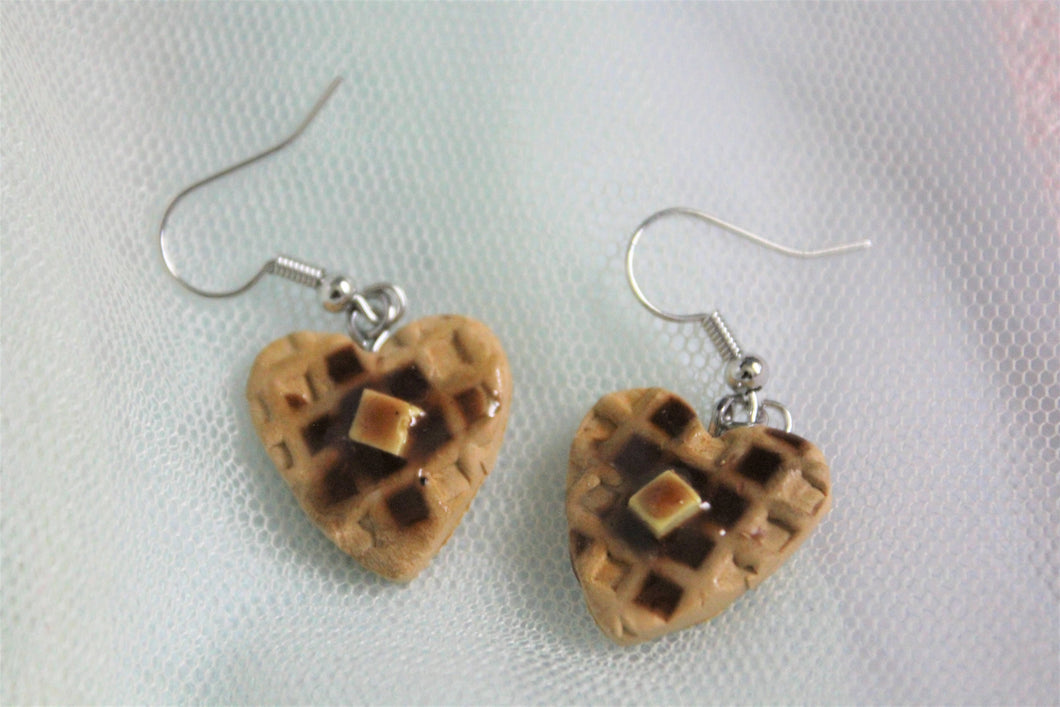 Dangle waffle earrings