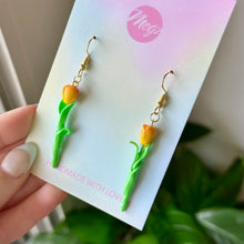 Load image into Gallery viewer, Tulip earrings
