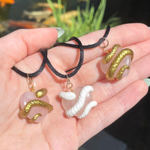 Load image into Gallery viewer, Gold or white snake necklaces
